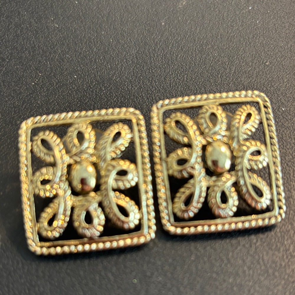 Elegant Gold-Tone Square Earrings